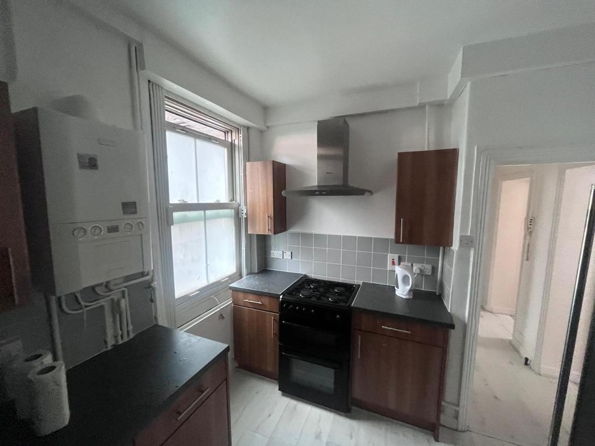 One Bedroom Flat Sw8 * Londen