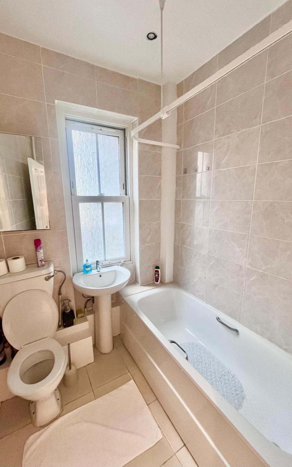 One Bedroom Flat Sw8 Appartement
